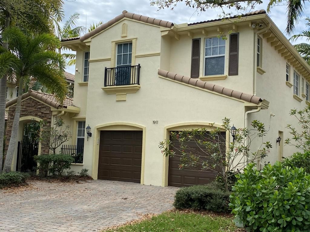 Photo of 1911 Flower Drive, Palm Beach Gardens, FL 33410 (MLS # R10705124)