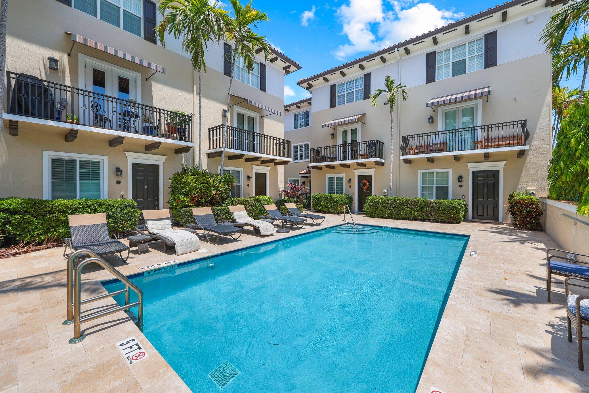 COURTYARDS OF DELRAY - Residential