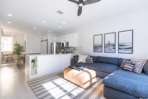 Photo of 72 SE 6th Avenue #H, Delray Beach, FL 33483 (MLS # B26023302)
