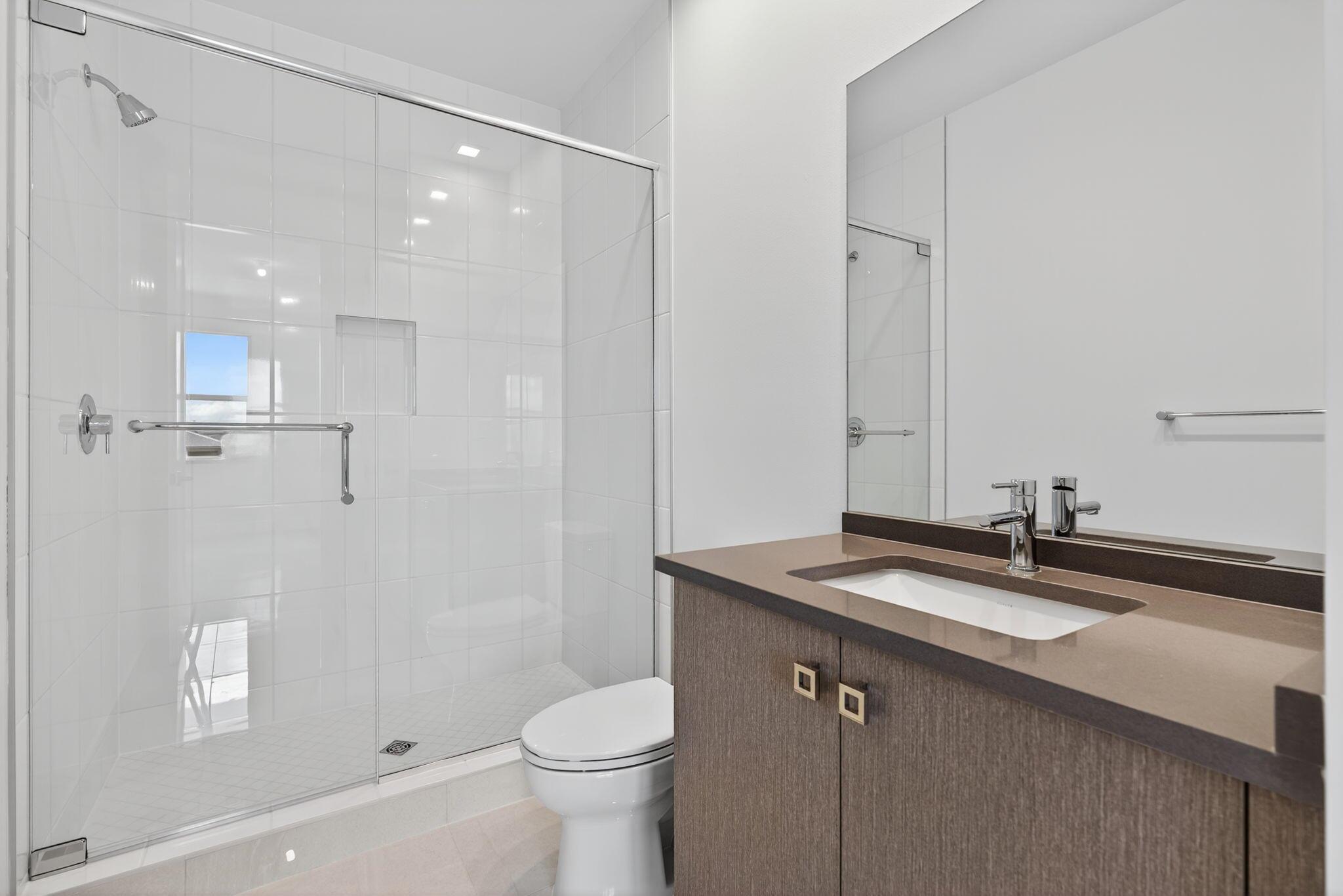 AVENIR POD - Residential Lease