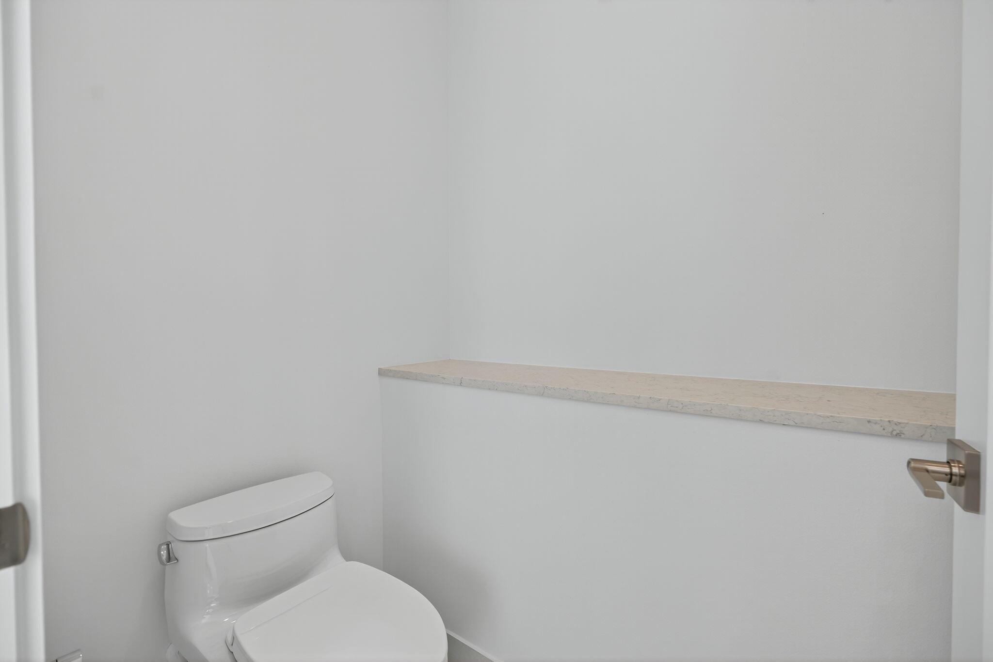 AVENIR POD - Residential Lease