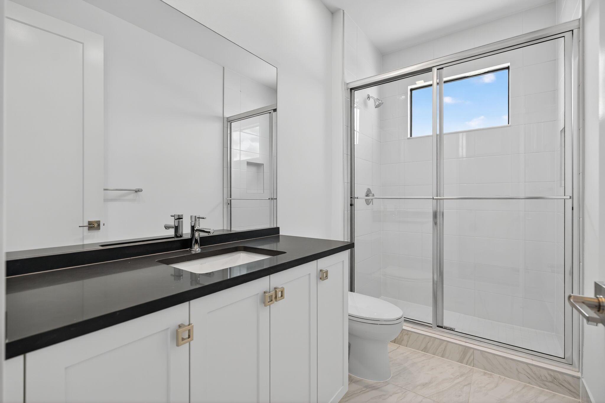 AVENIR POD - Residential Lease