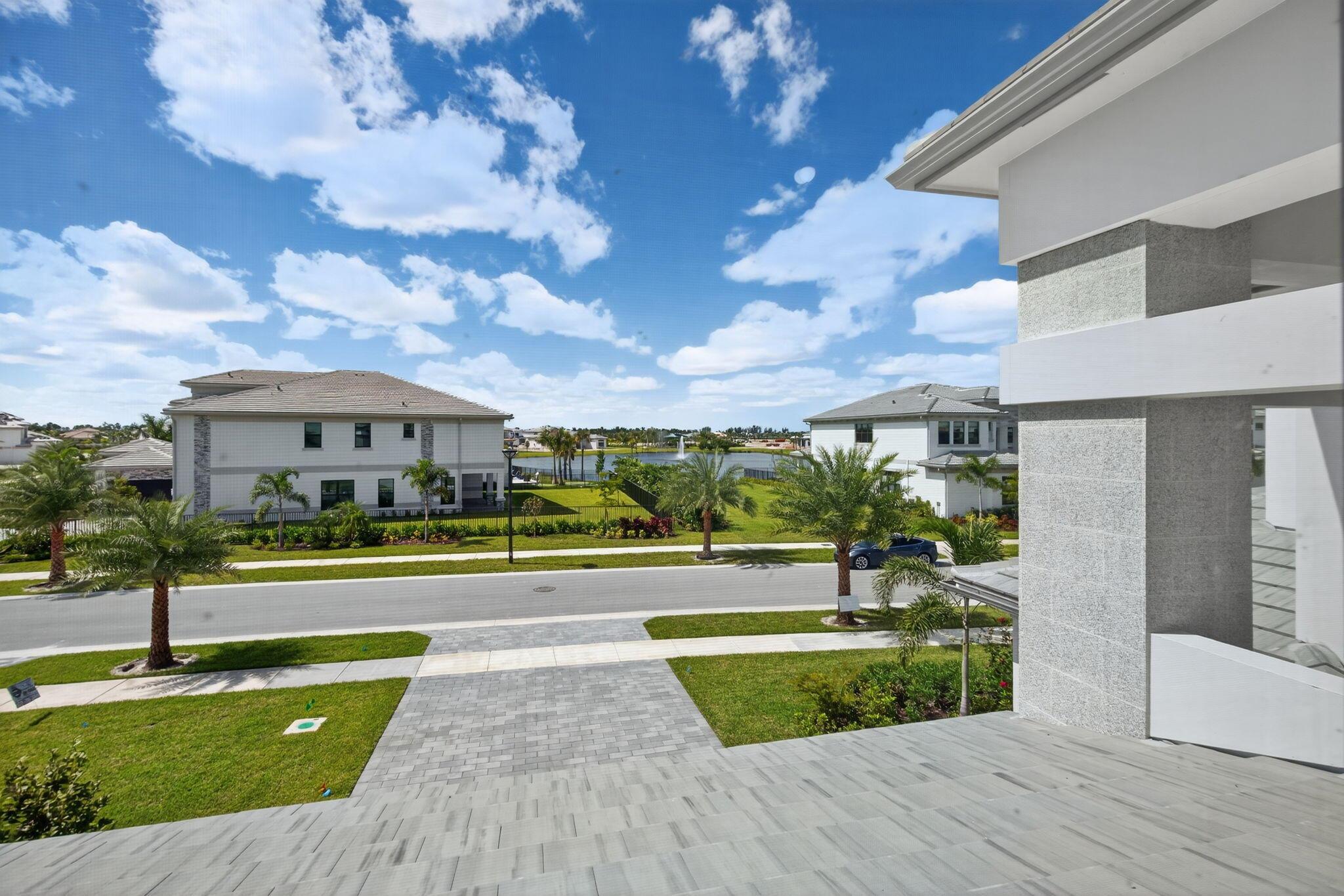 AVENIR POD - Residential Lease