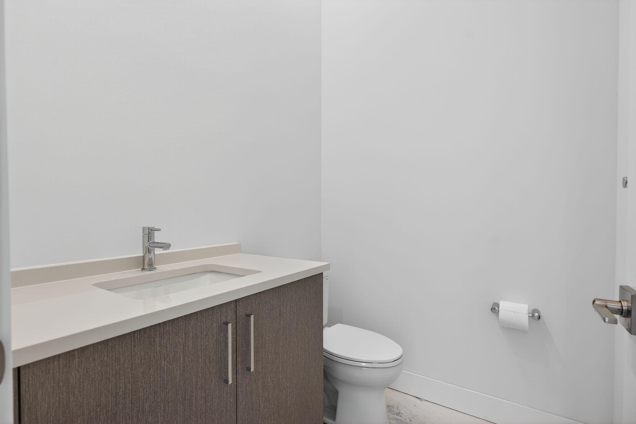 AVENIR POD - Residential Lease