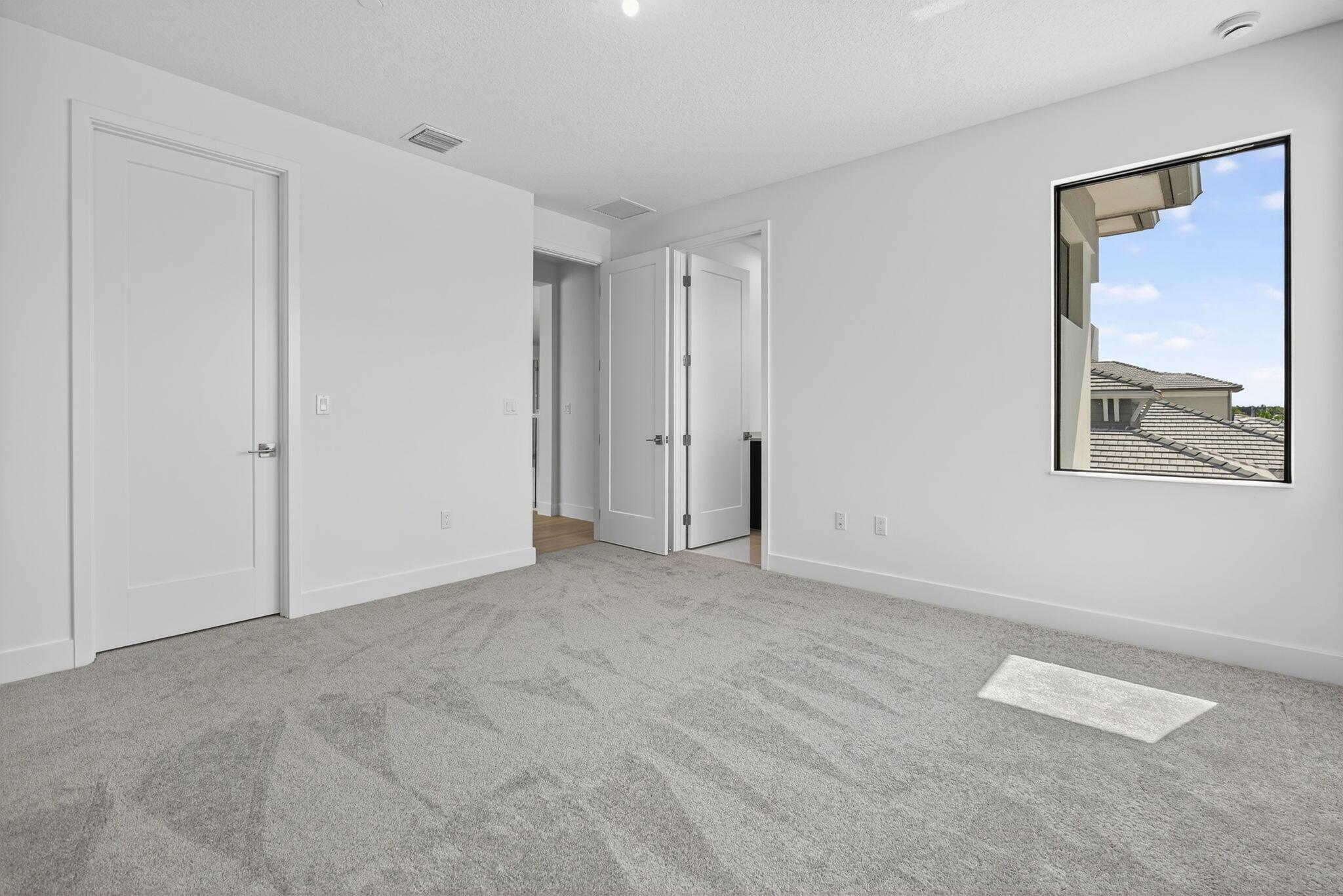 AVENIR POD - Residential Lease
