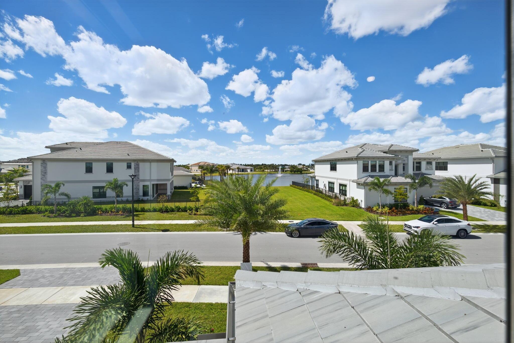 AVENIR POD - Residential Lease