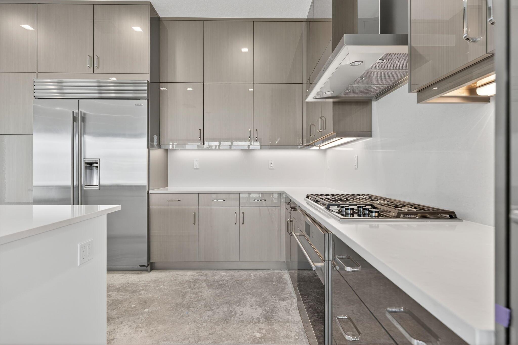 AVENIR POD - Residential Lease