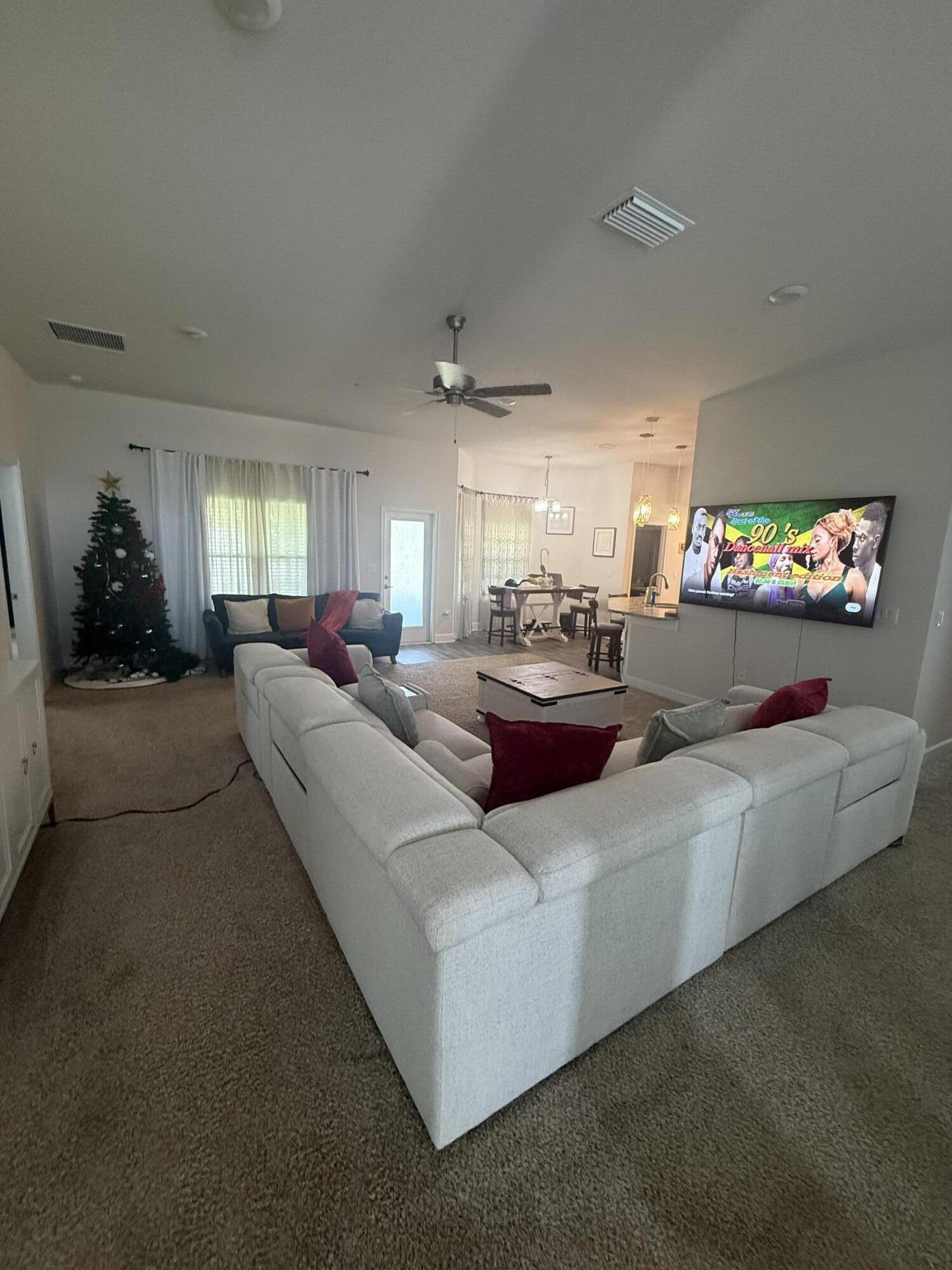 PORT ST LUCIE SECTION 40 - Residential Lease