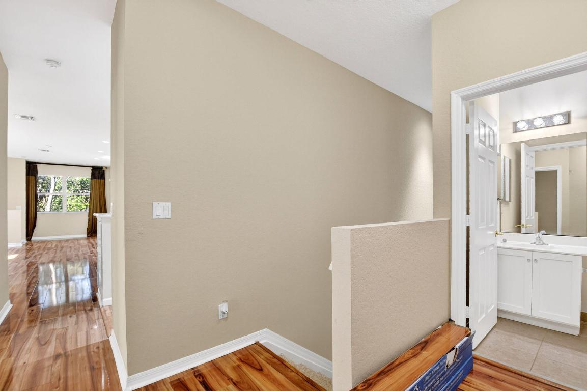 Magnolia Bay - Residential