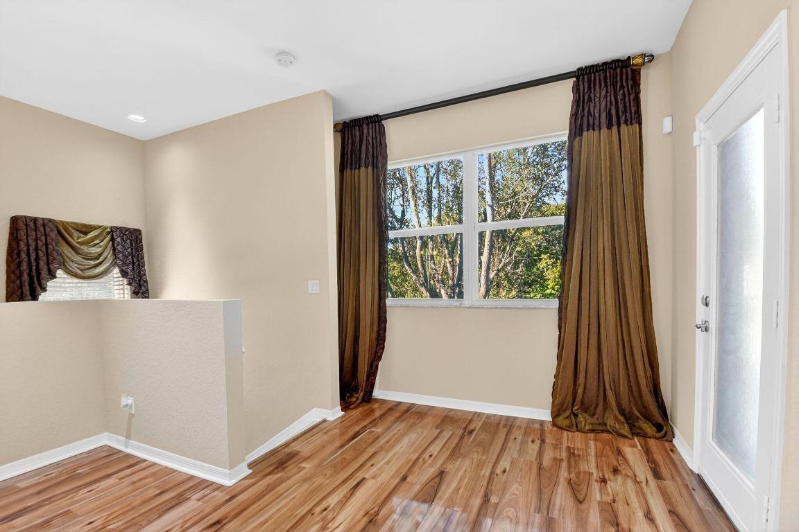 Magnolia Bay - Residential