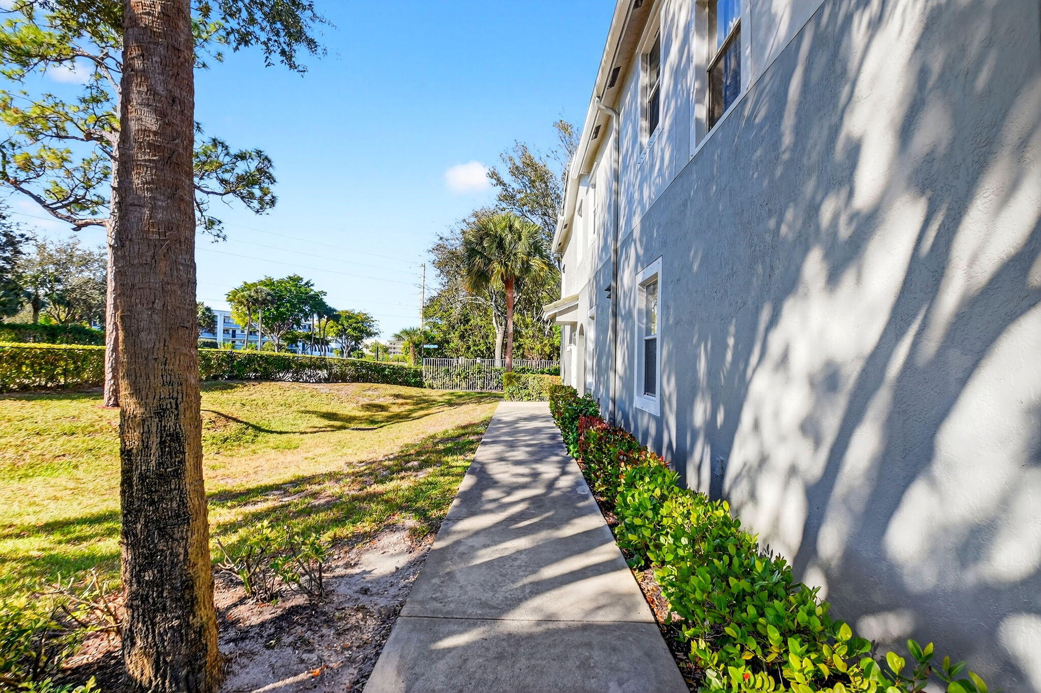 3134 Grandiflora Drive