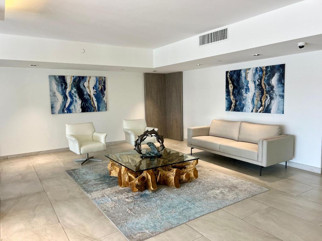 HILLSBORO OCEAN CLUB CONDO - Residential