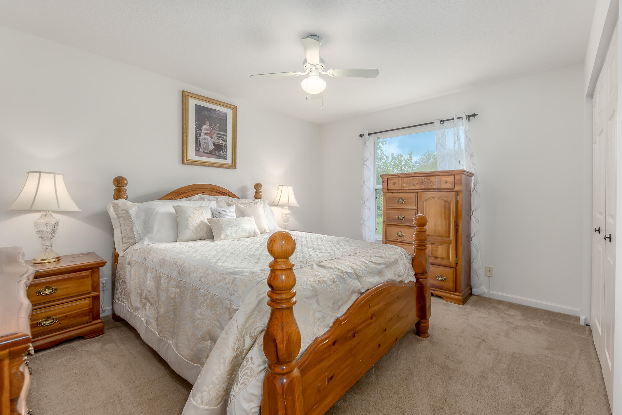 SAWGRASS LAKES PHASE 4 - Residential