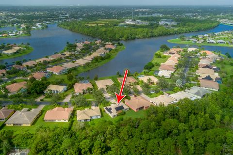 A home in Port St Lucie