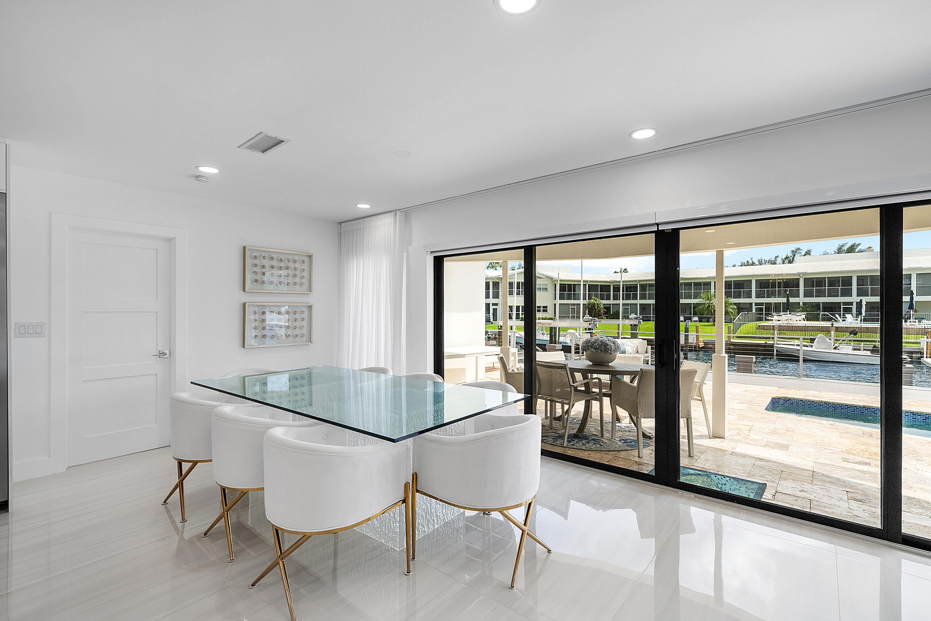 Harbour East - Residential