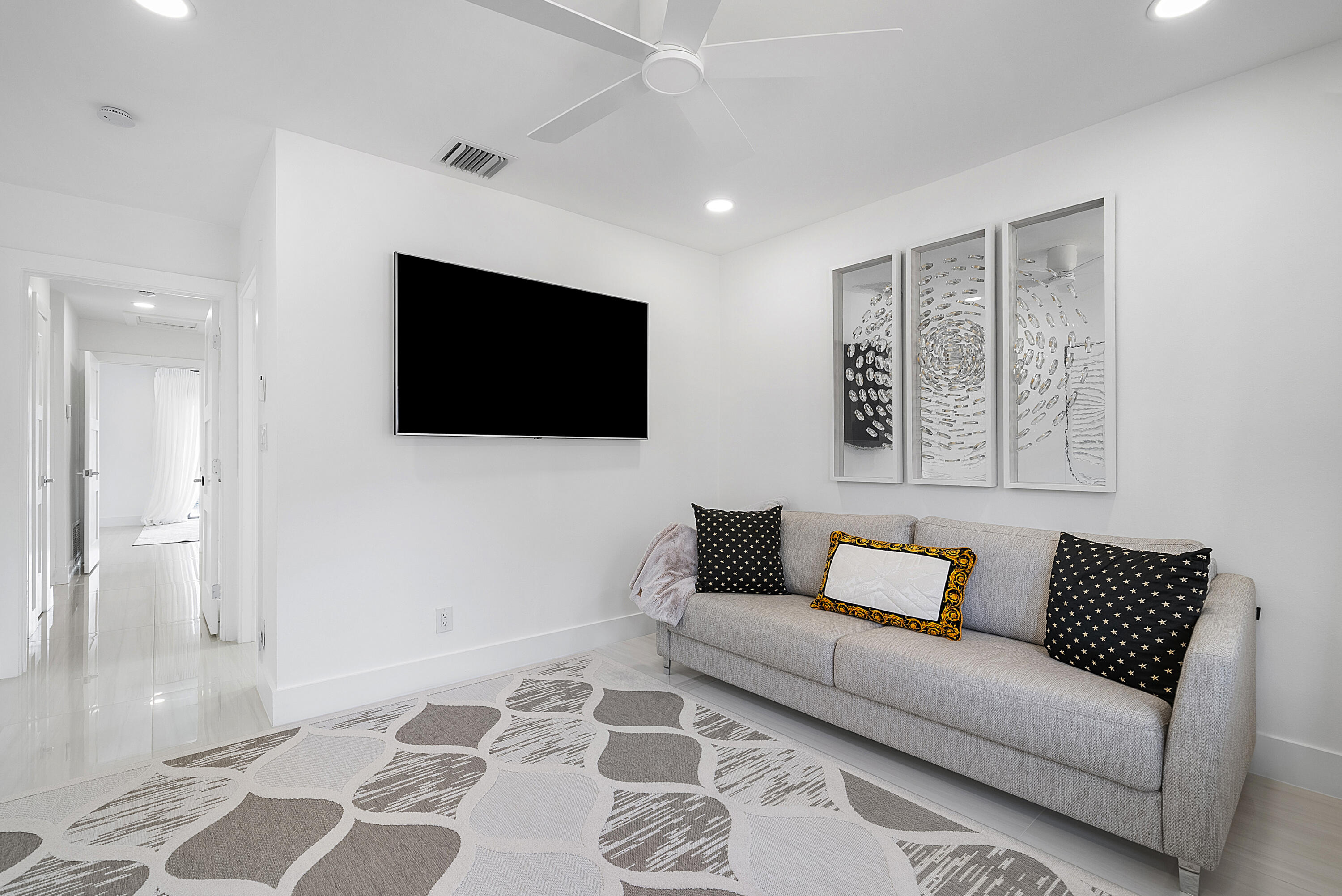 Harbour East - Residential