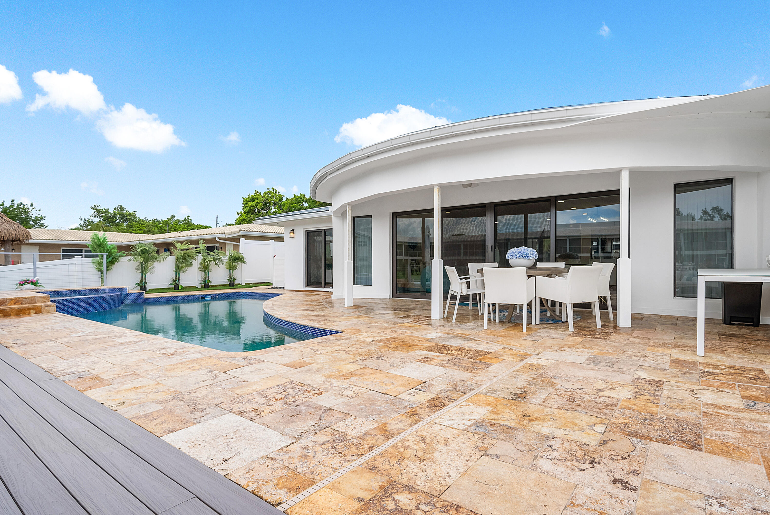 Harbour East - Residential