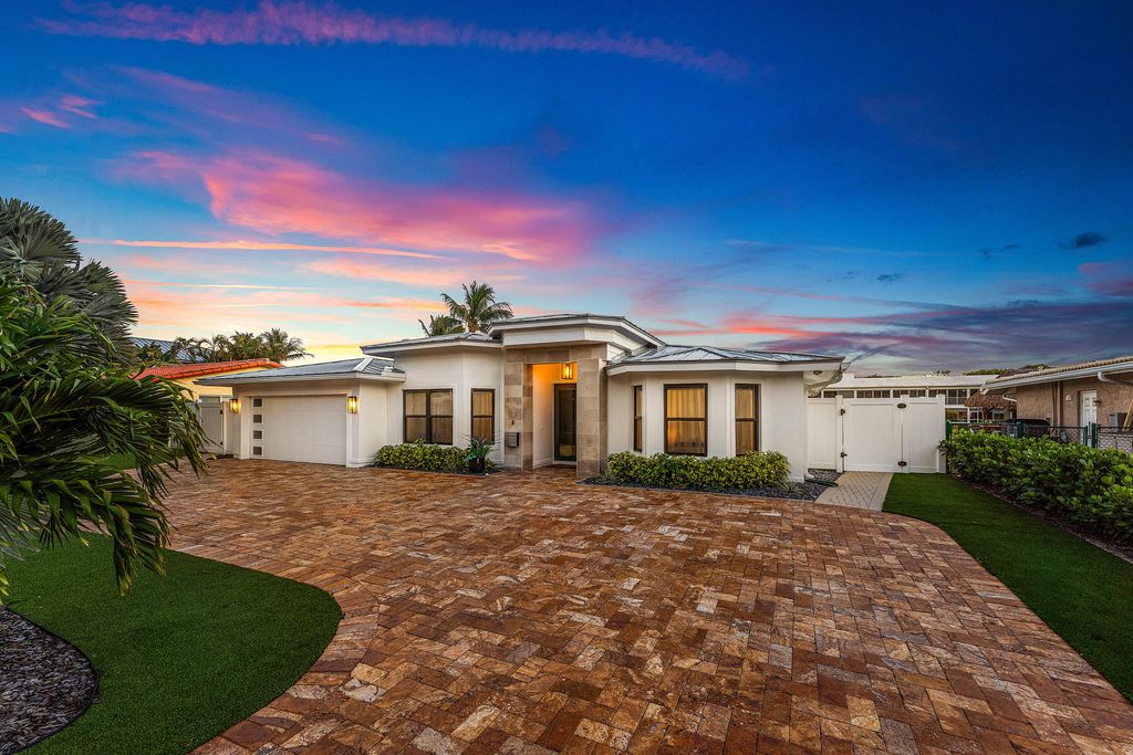 Photo of 680 NE Harbour Drive, Boca Raton, FL 33431 (MLS # R11168133)