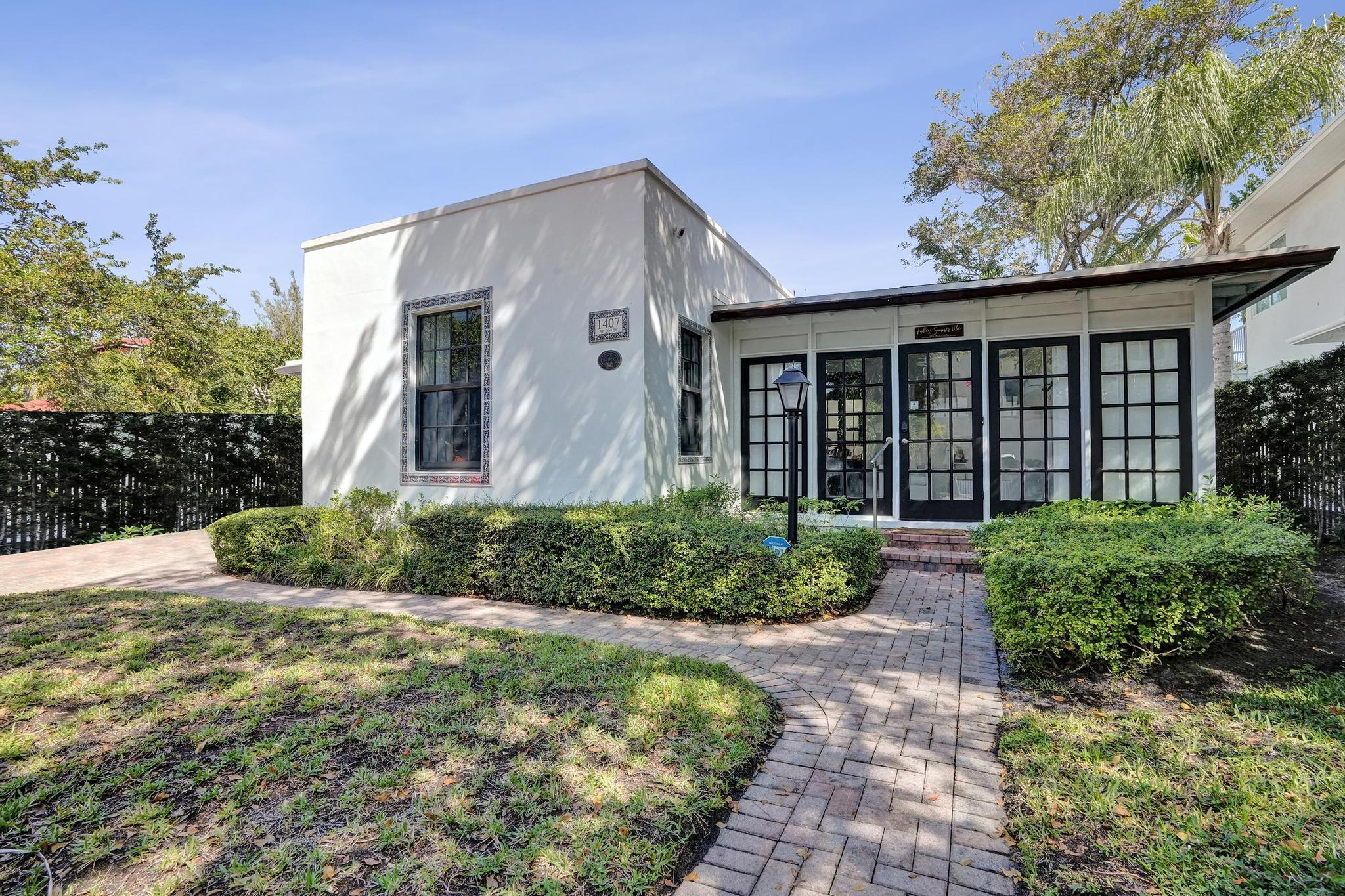 COLEE HAMMOCK - Residential Income