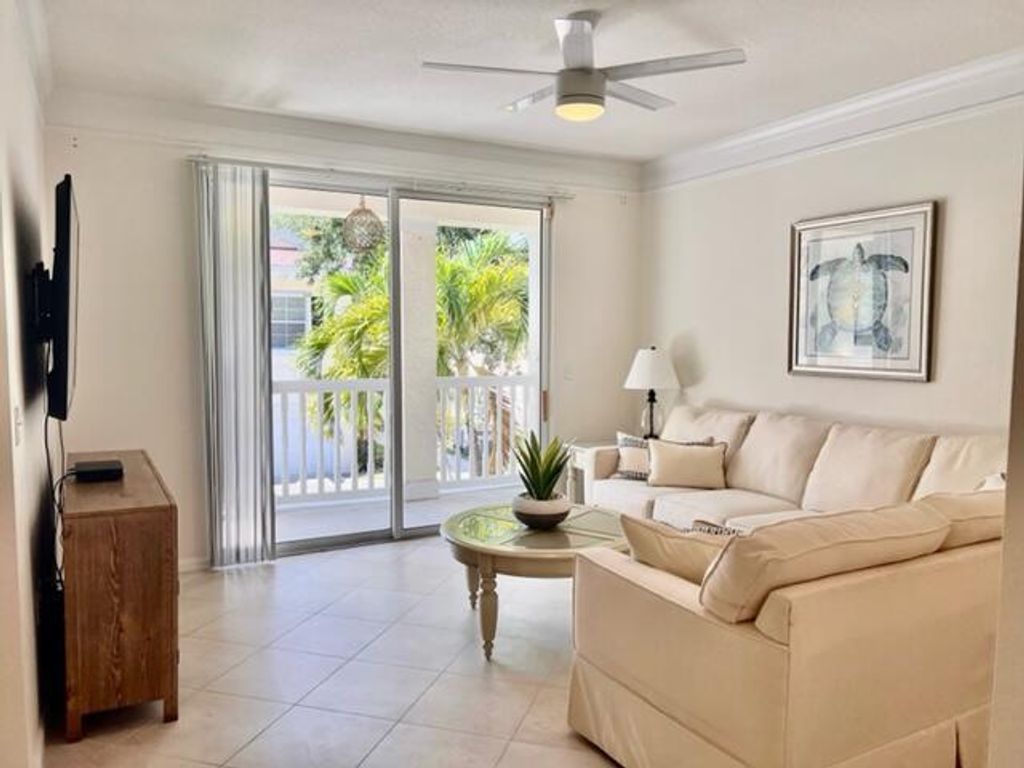 Photo of 276 Murcia Drive #204, Jupiter, FL 33458 (MLS # R11000644)