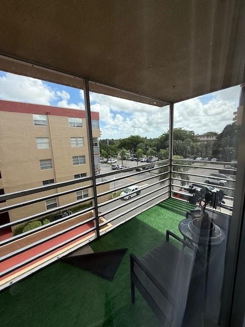Polynesian Gardens Condo - Residential Lease