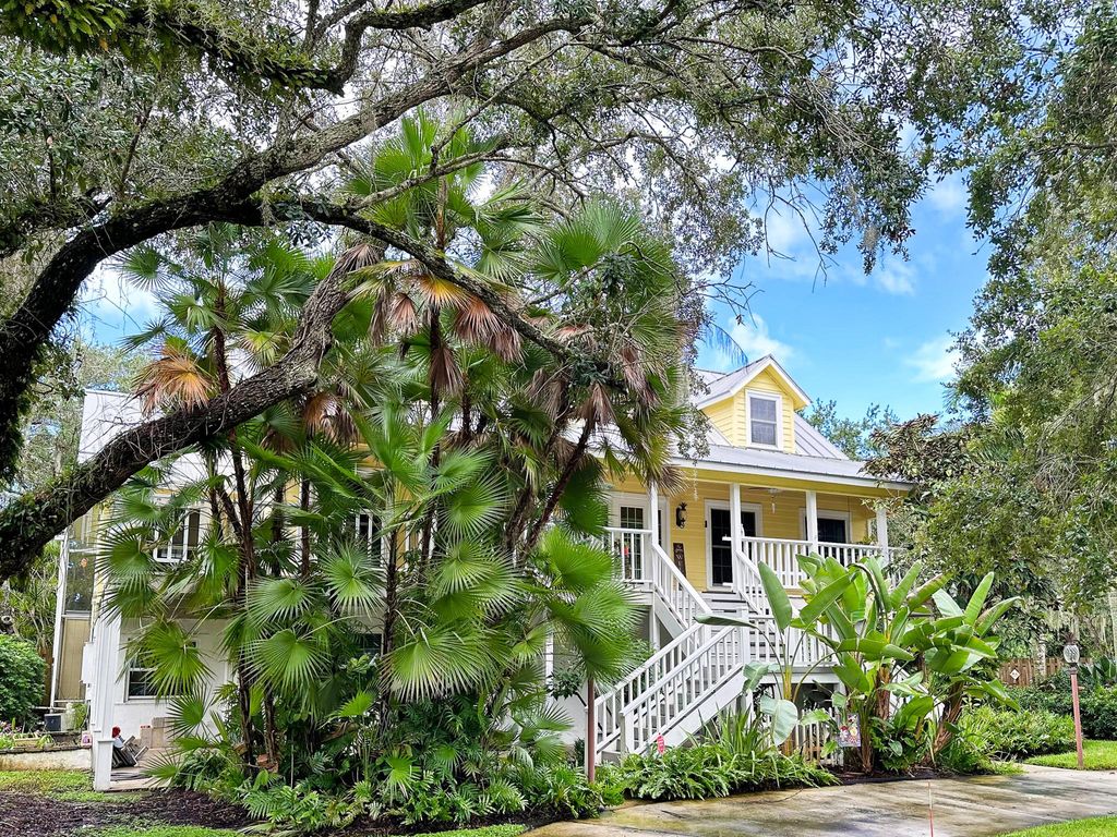 Photo of 3711 Outrigger Drive, Fort Pierce, FL 34946 (MLS # R11017734)