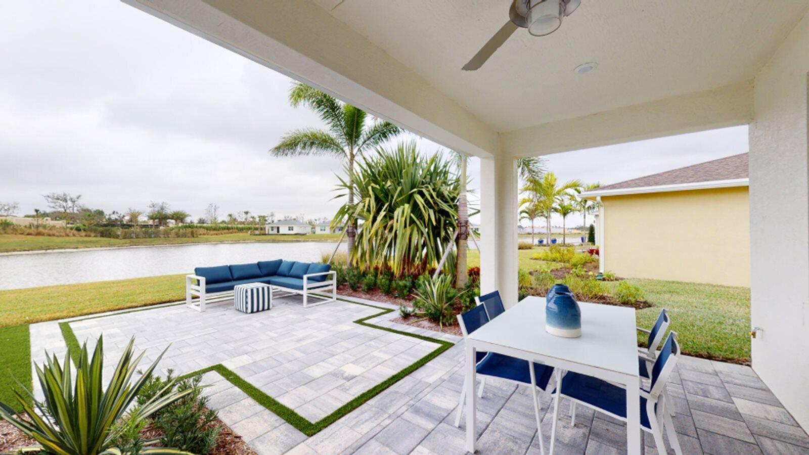 1089 SE Crosswood Way, Port St Lucie, FL, 34984/$399,990 4 1089 SE Crosswood Way