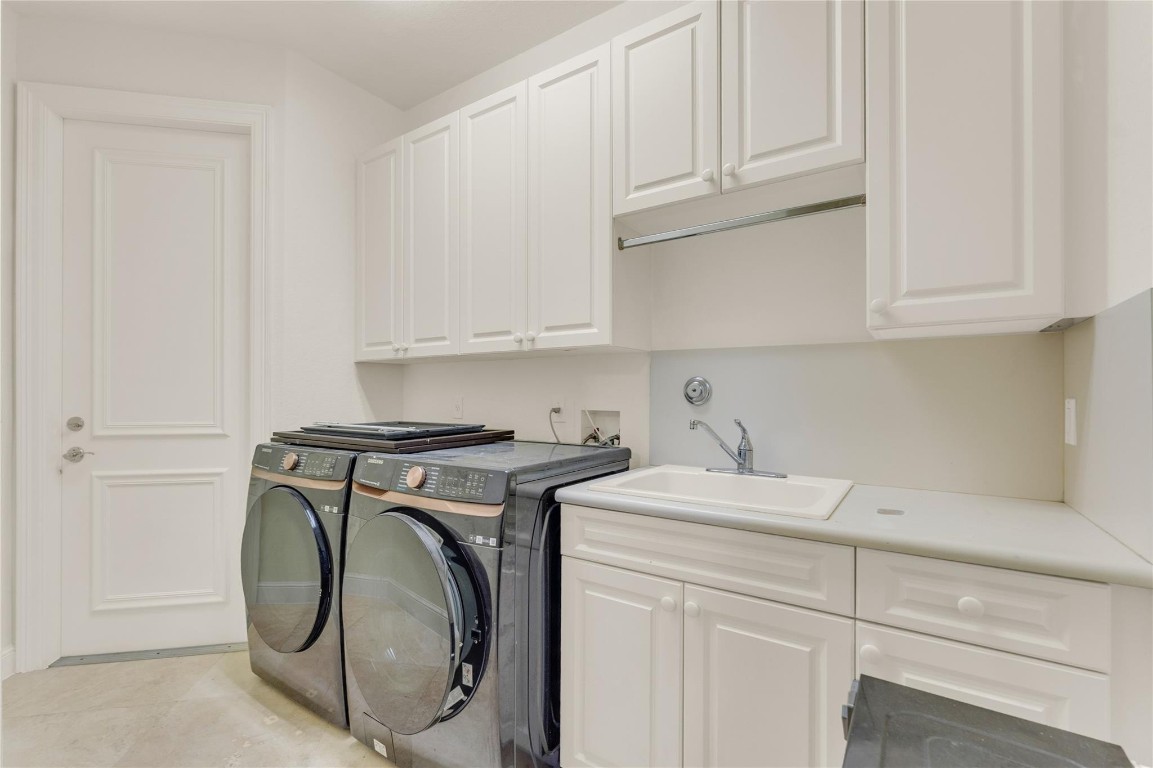 Bristol Pointe - Residential