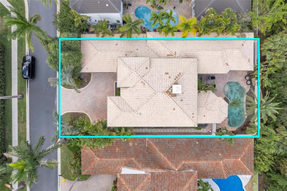 Bristol Pointe - Residential