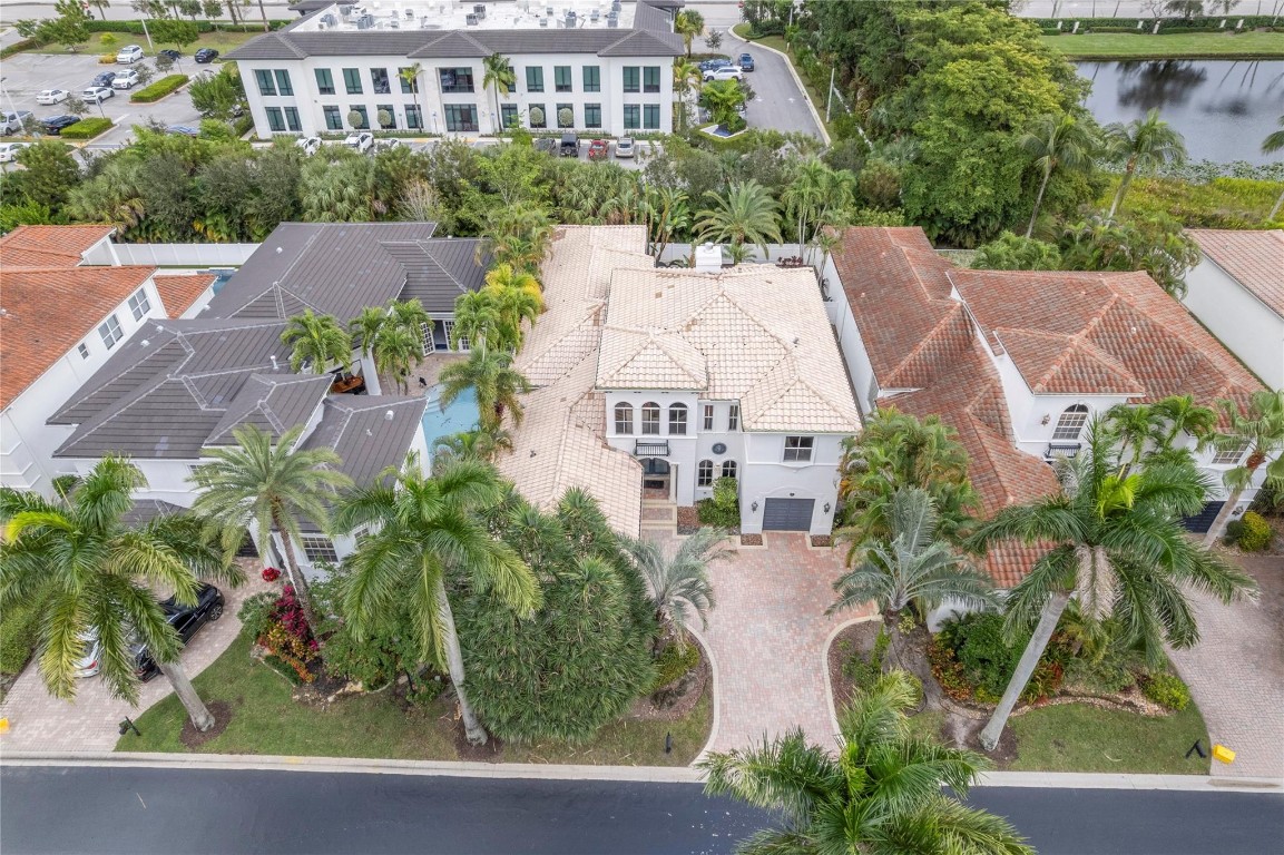 Bristol Pointe - Residential