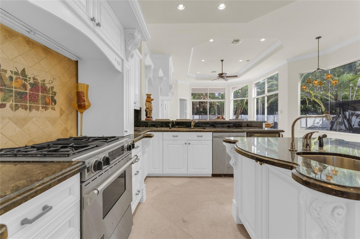 Bristol Pointe - Residential