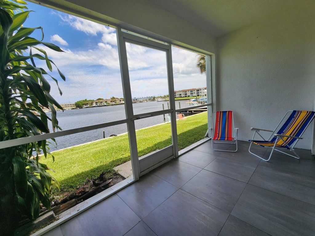 Photo of 412 Northlakee Court #2, North Palm Beach, FL 33408 (MLS # R10987362)