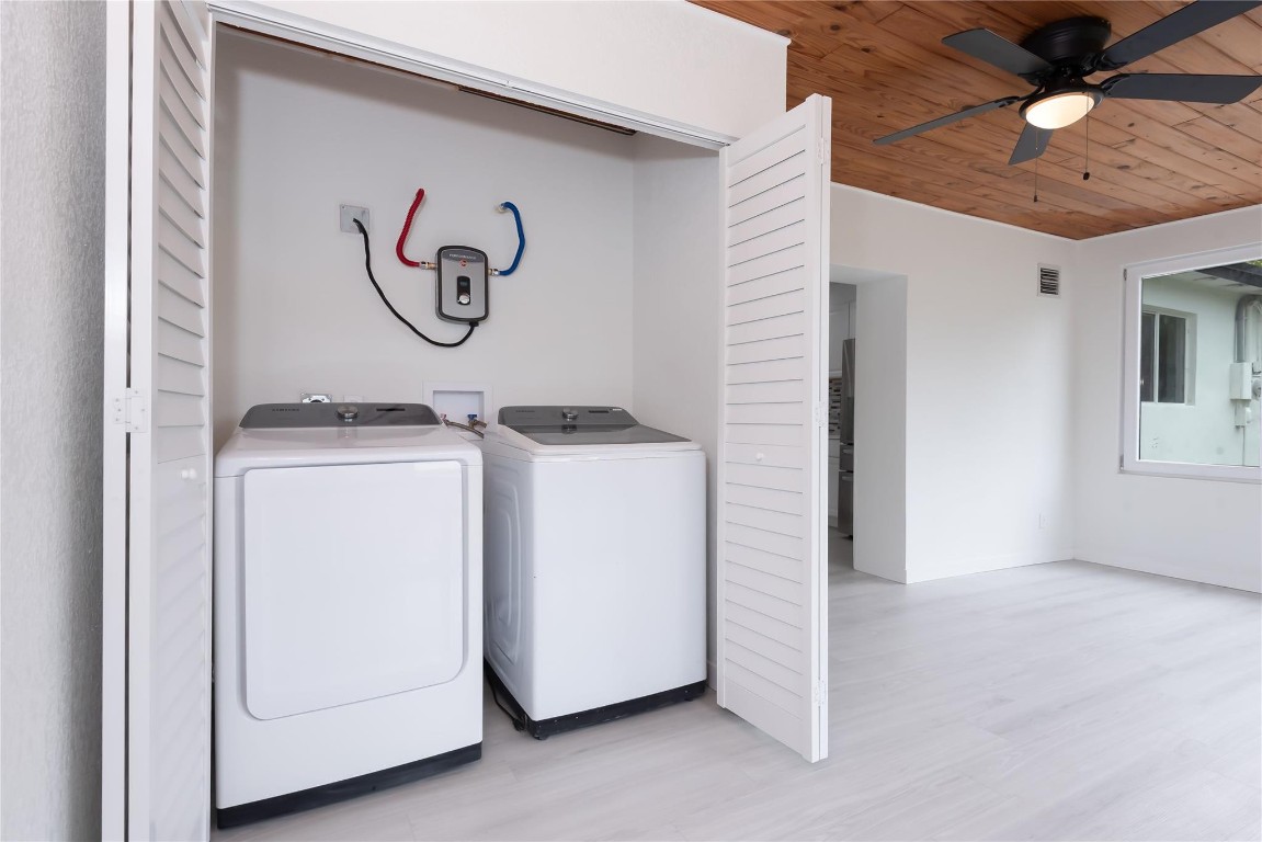 Acres Lake Estates 54-1 B - Residential Lease