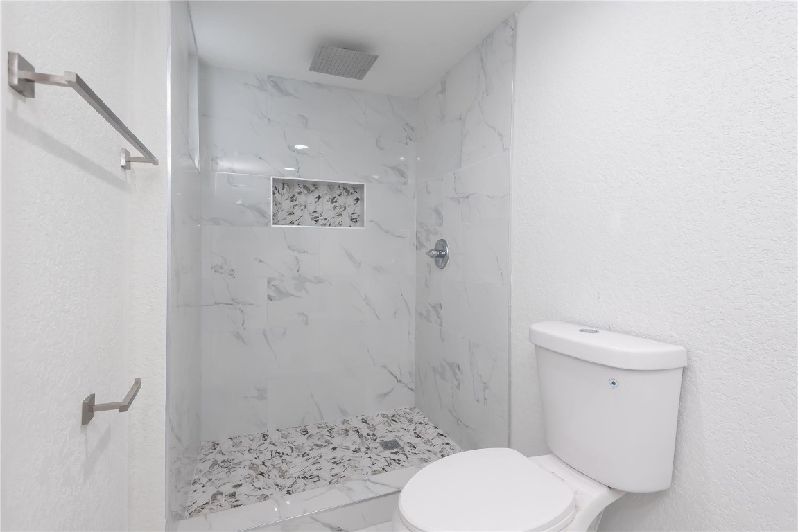 Acres Lake Estates 54-1 B - Residential Lease