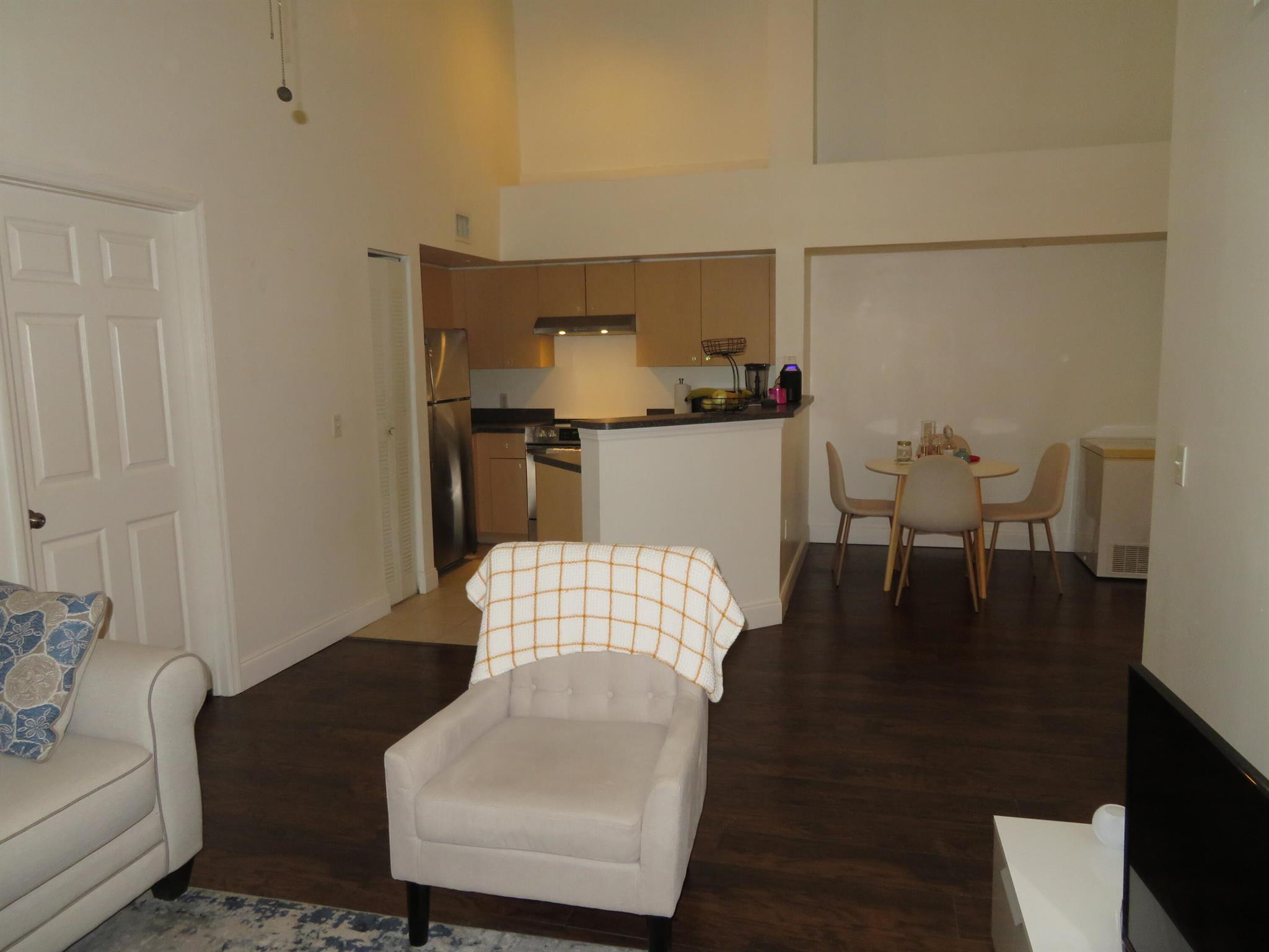 4241 San Marino Boulevard 207