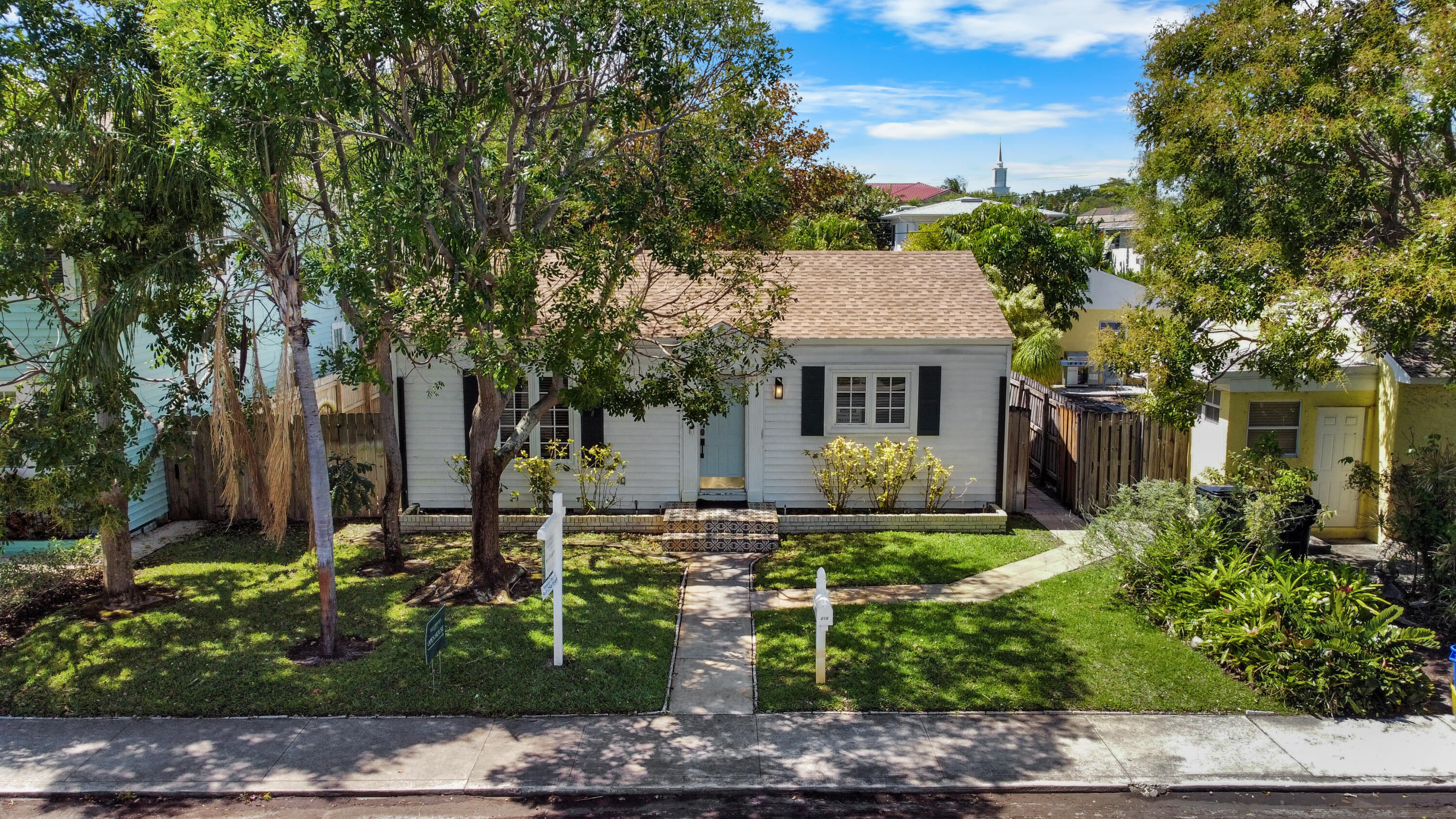 LAKE WORTH TOWN OF - Residential