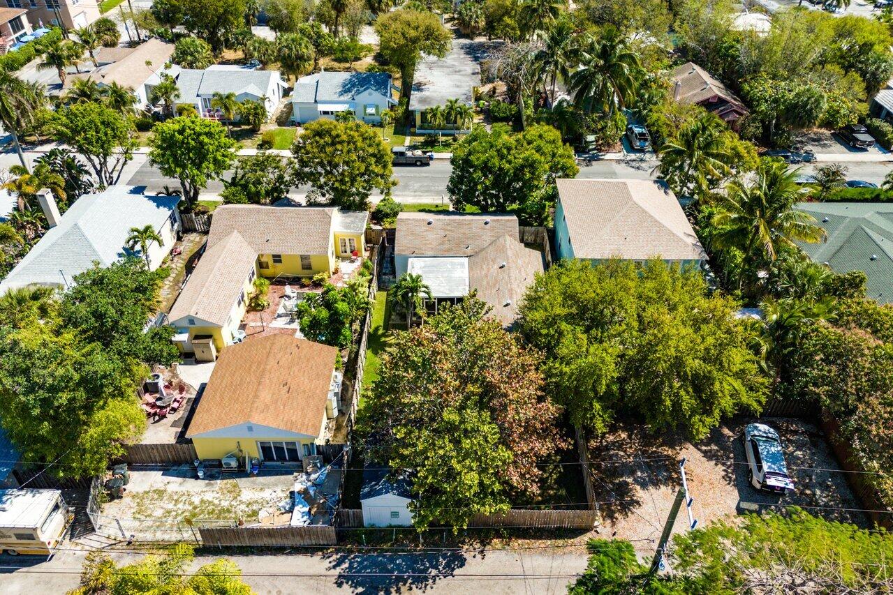 LAKE WORTH TOWN OF - Residential