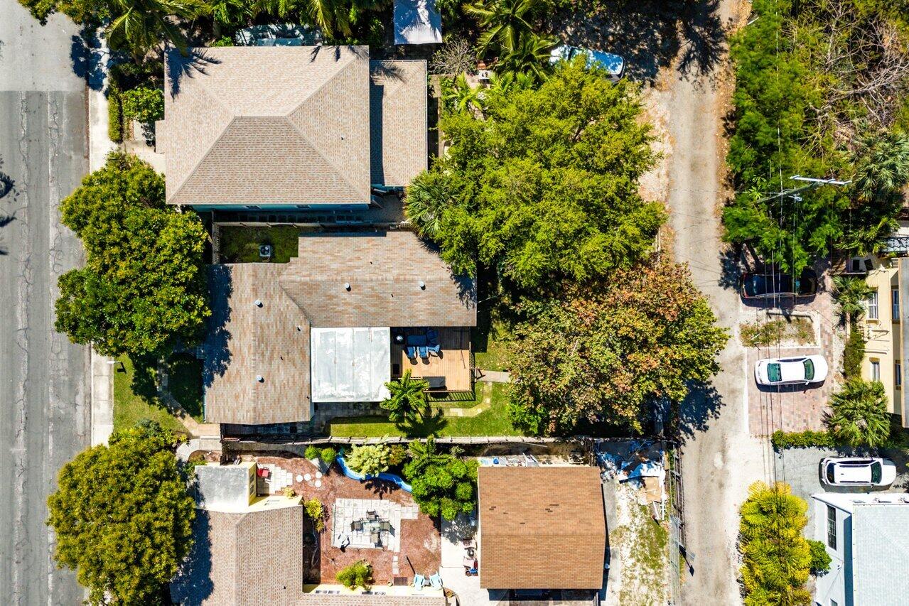 LAKE WORTH TOWN OF - Residential