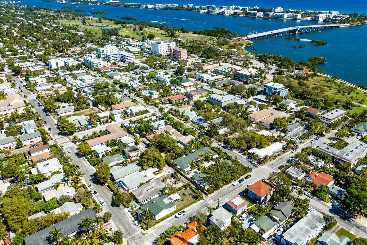 LAKE WORTH TOWN OF - Residential