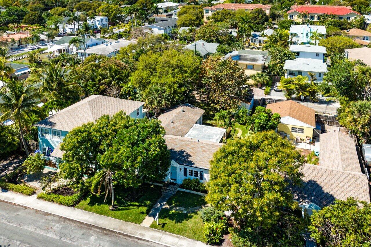 LAKE WORTH TOWN OF - Residential