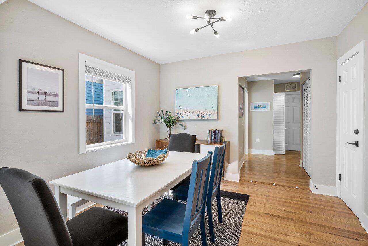 LAKE WORTH TOWN OF - Residential