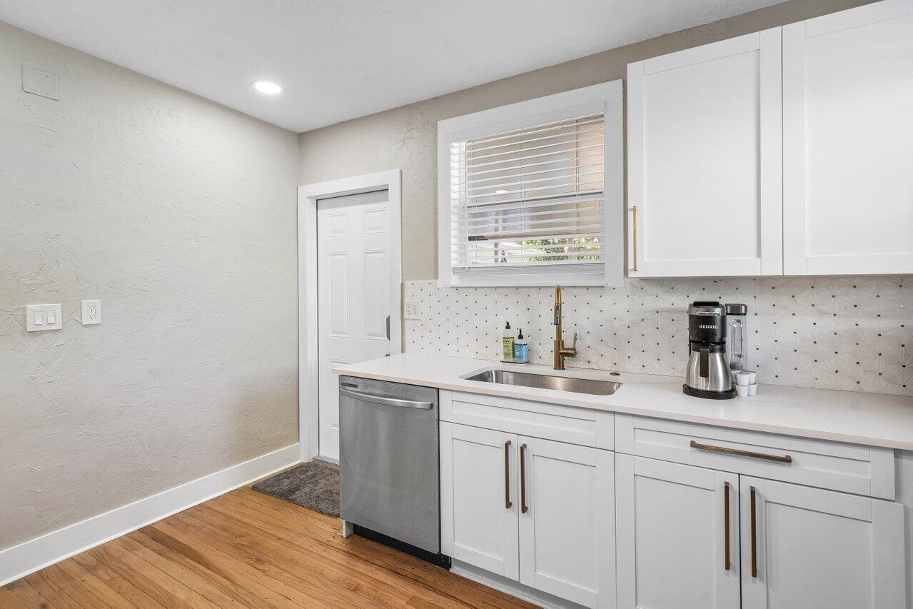 LAKE WORTH TOWN OF - Residential