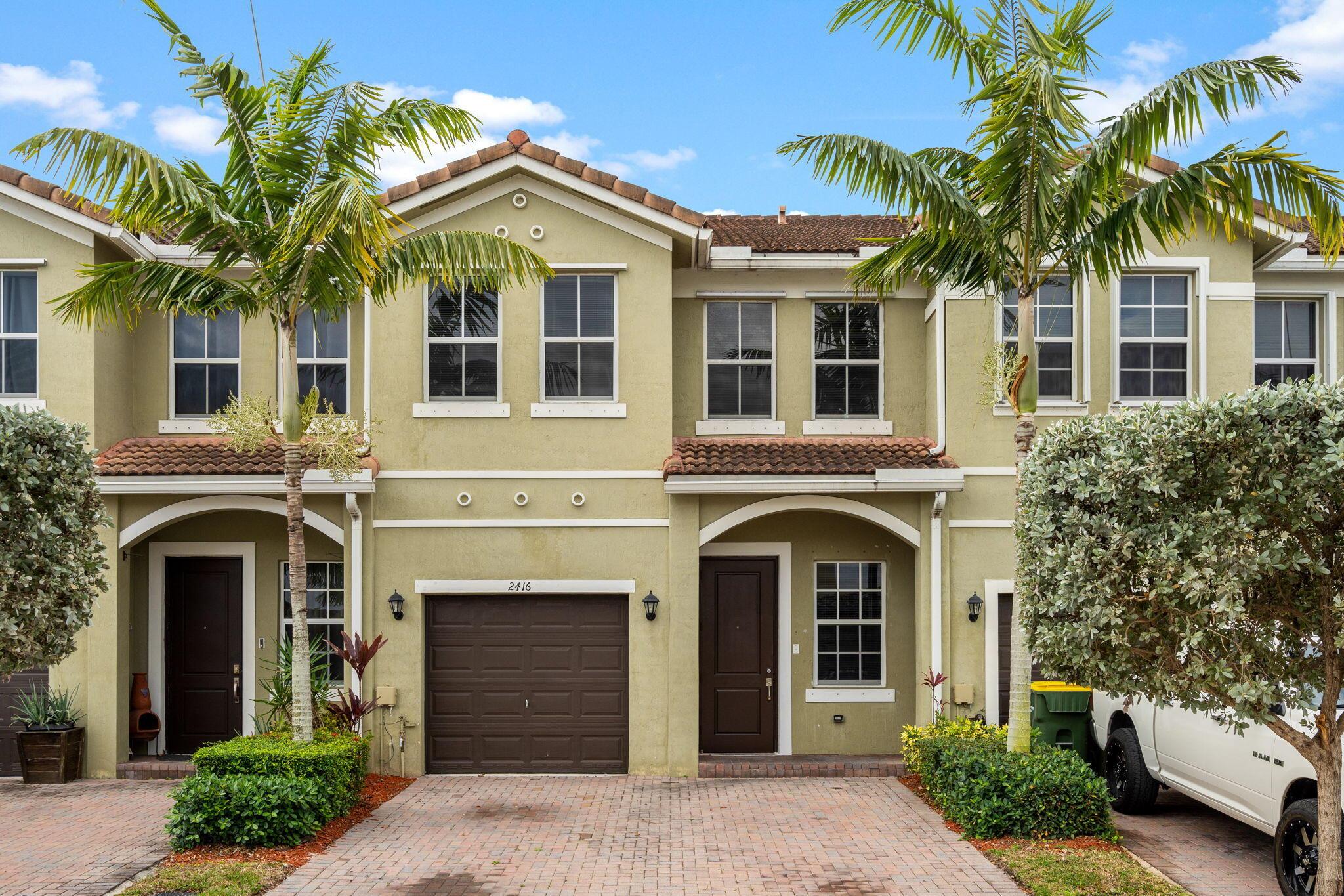 Beautiful 4 bed 3 bath 2 story townhome for rent! Large 1916 square ft living areas. Very nice and quiet community!