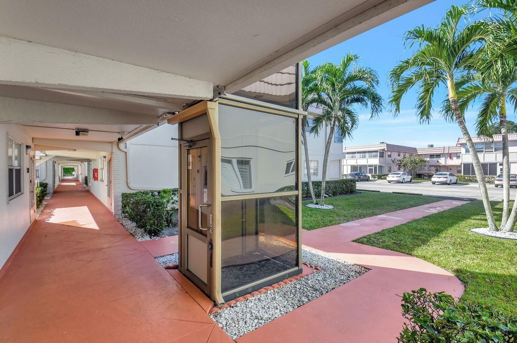 Photo of 325 Saxony G, Delray Beach, FL 33446 (MLS # R11147554)