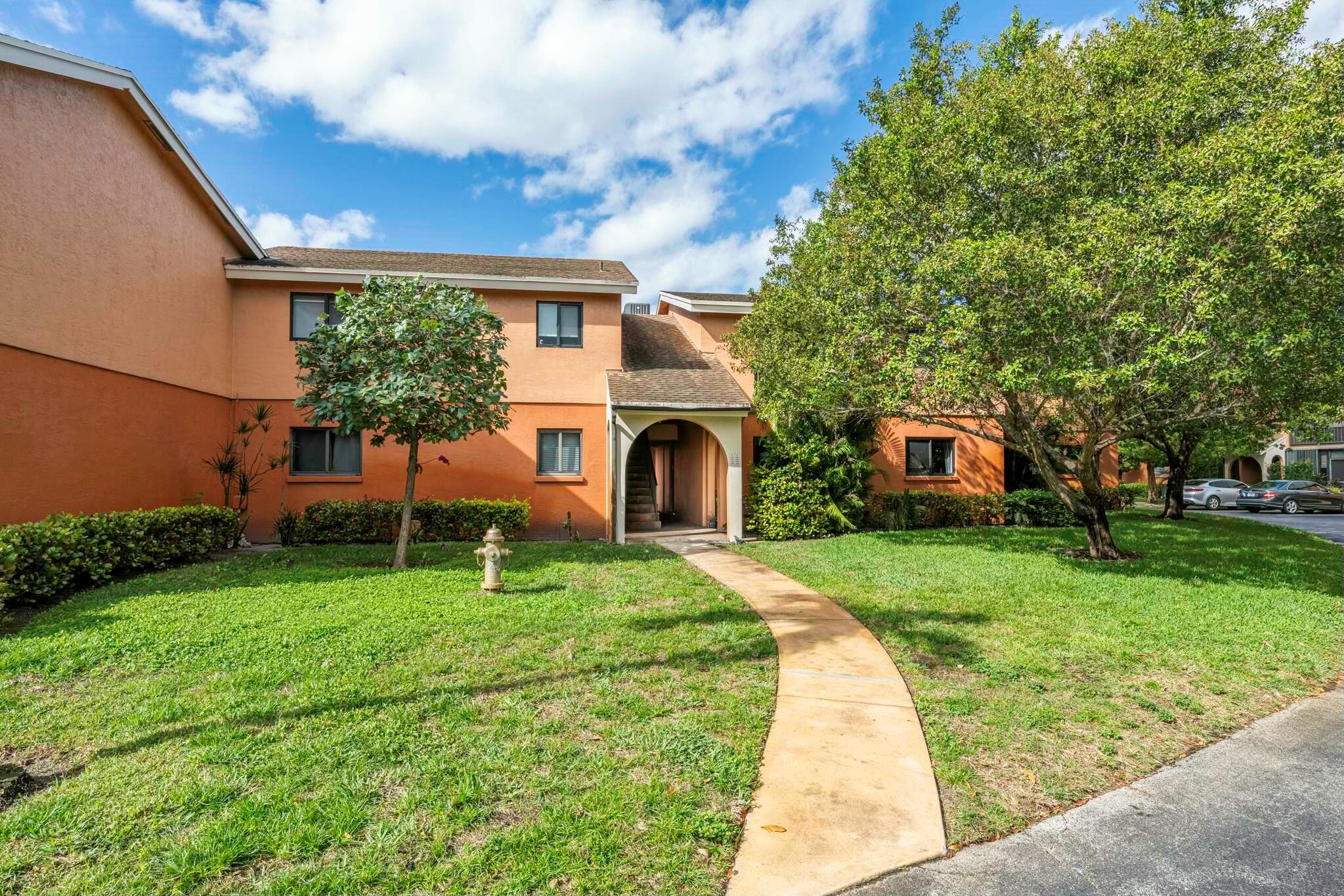 50 SE 12th Street 2330