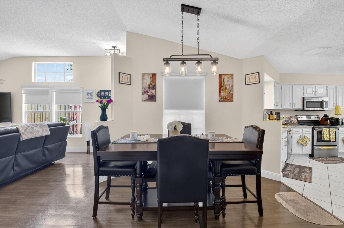 LAKESHORE AT THE MEADOWS - Residential