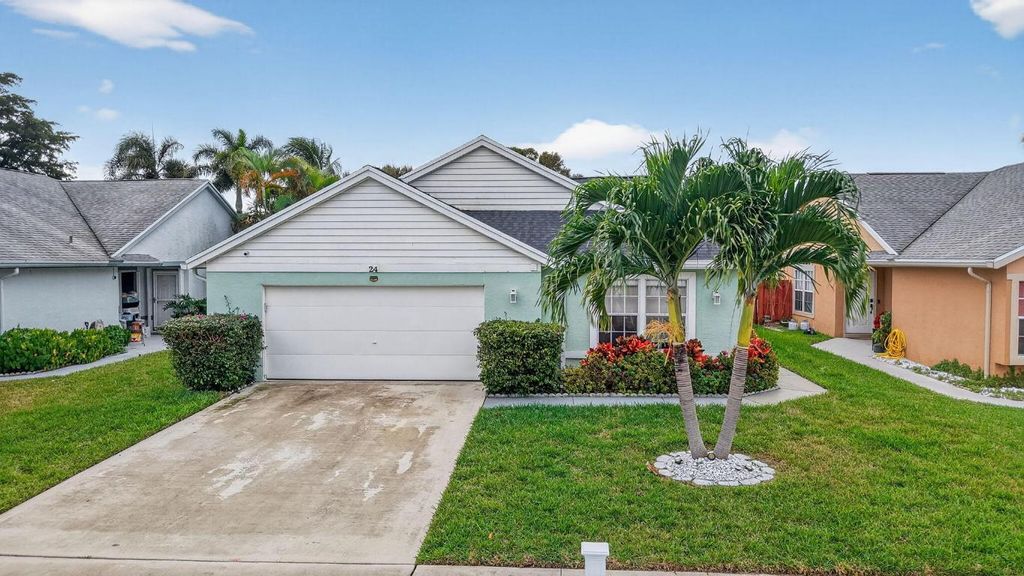 Photo of 24 Misty Meadow Drive, Boynton Beach, FL 33436 (MLS # R11155986)