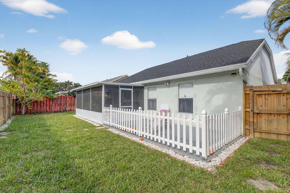 LAKESHORE AT THE MEADOWS - Residential