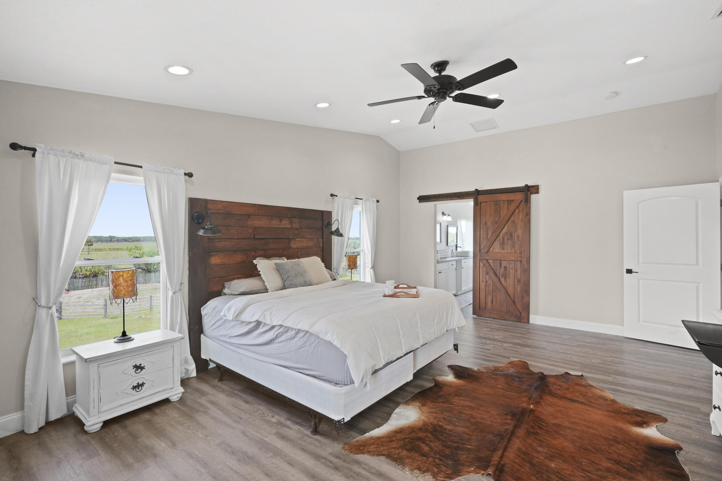 SHERMAN WOOD RANCHES - Residential