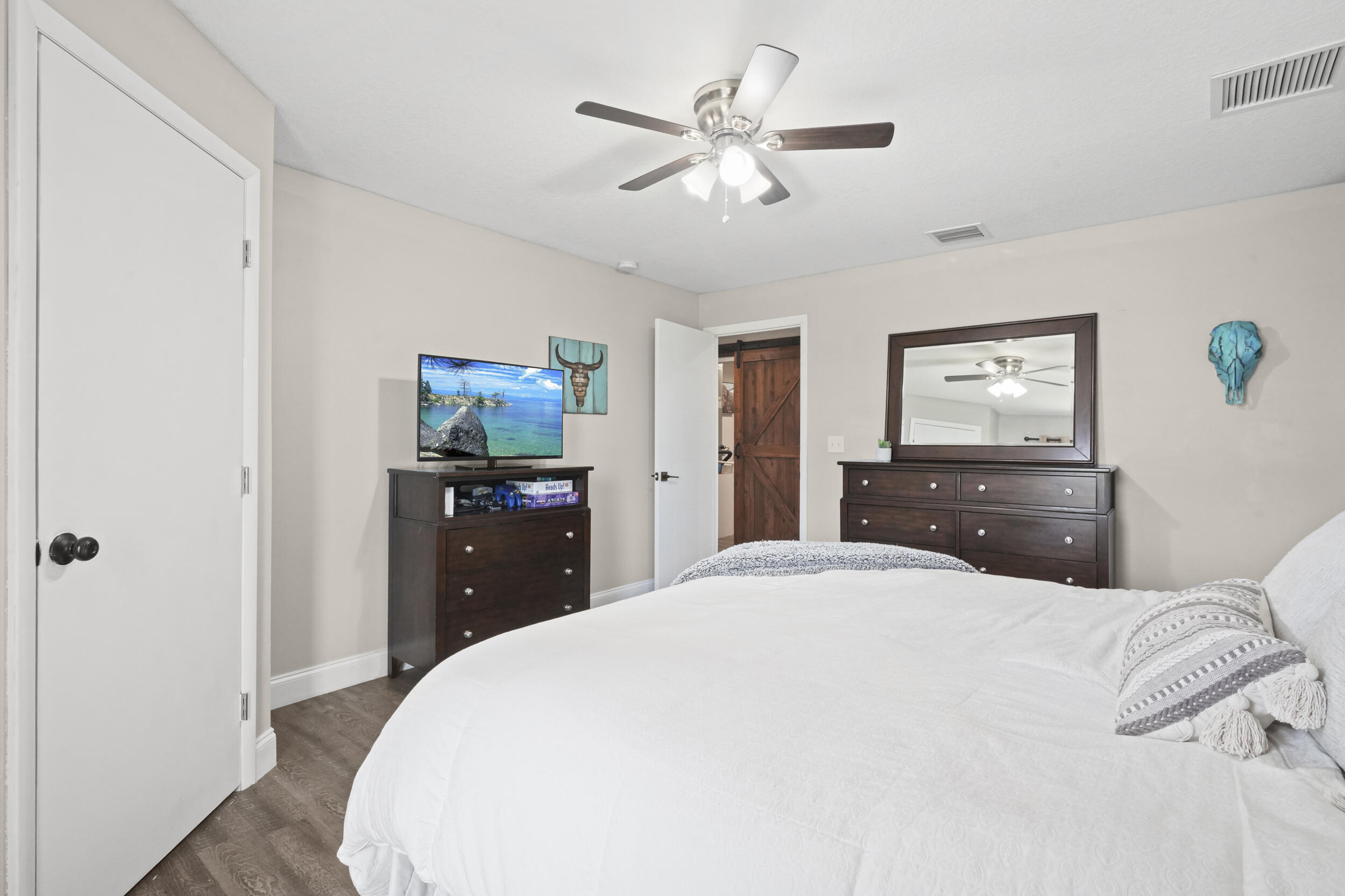 SHERMAN WOOD RANCHES - Residential